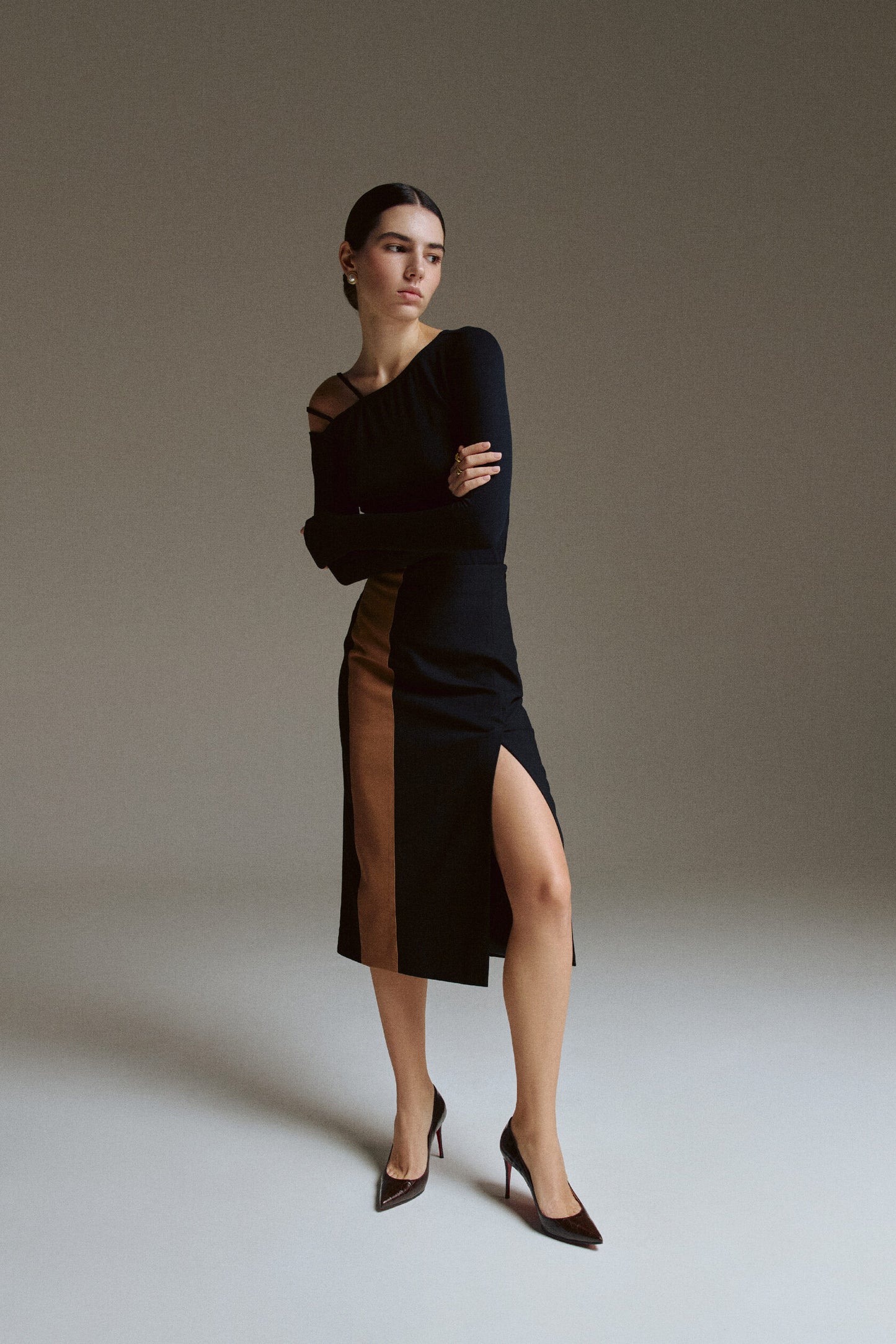 Black Umber Midi Skirt