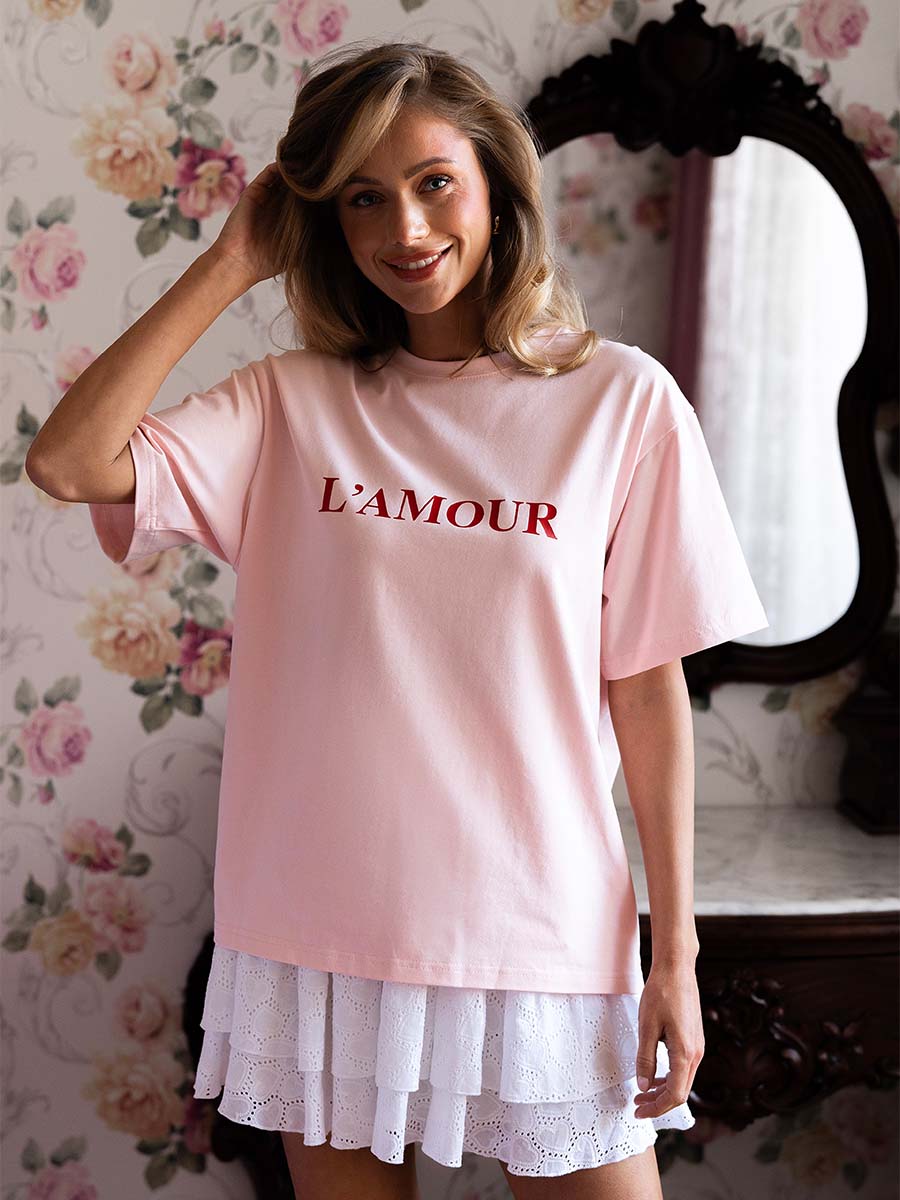 Pink oversize t-shirt with L'amour print