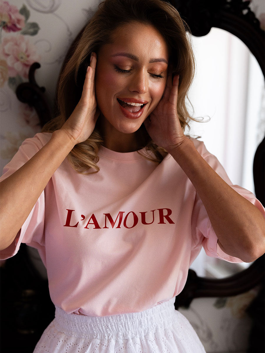 Pink oversize t-shirt with L'amour print