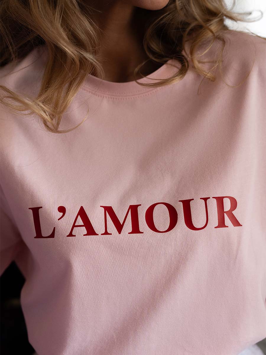 Pink oversize t-shirt with L'amour print
