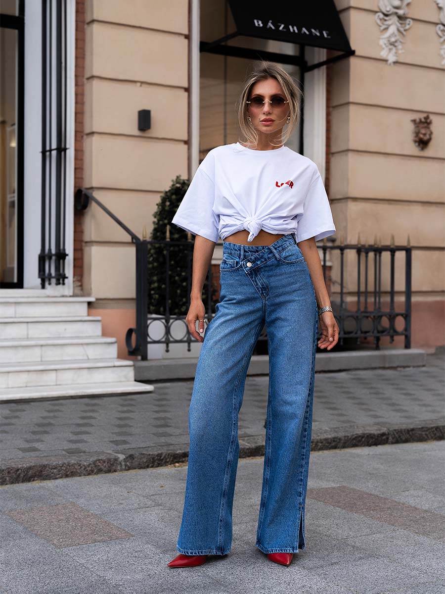 White t-shirt with lover print