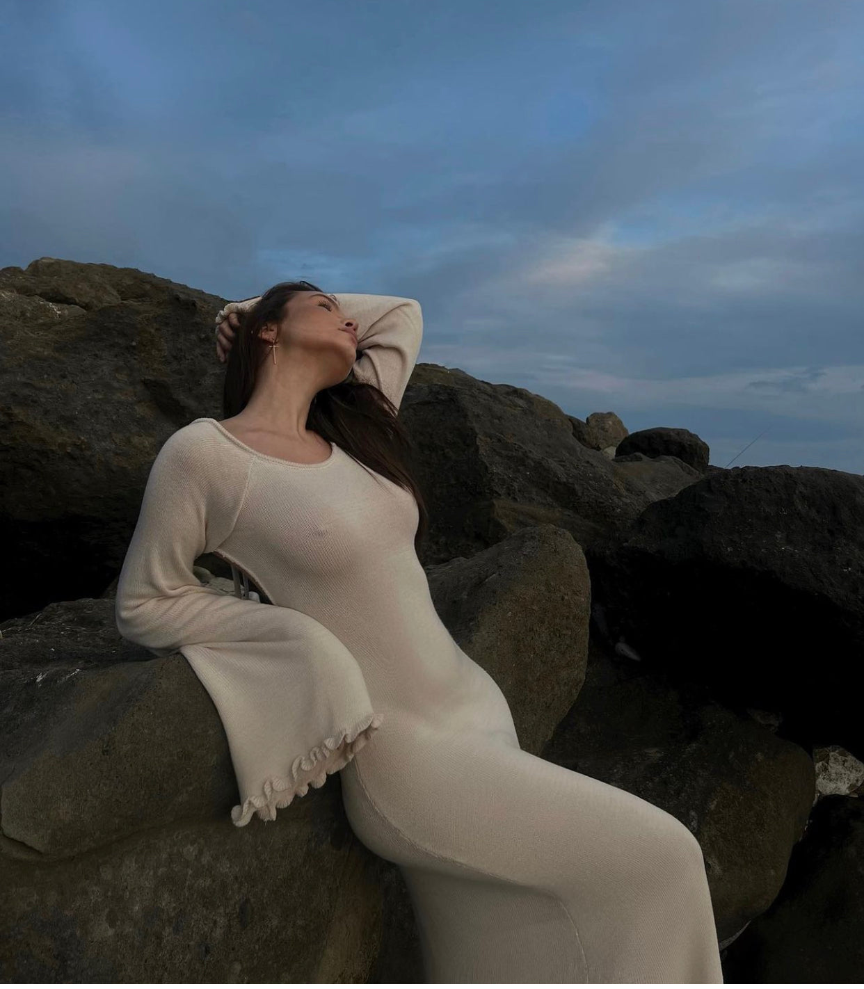 Knitted maxi dress with long sleeves