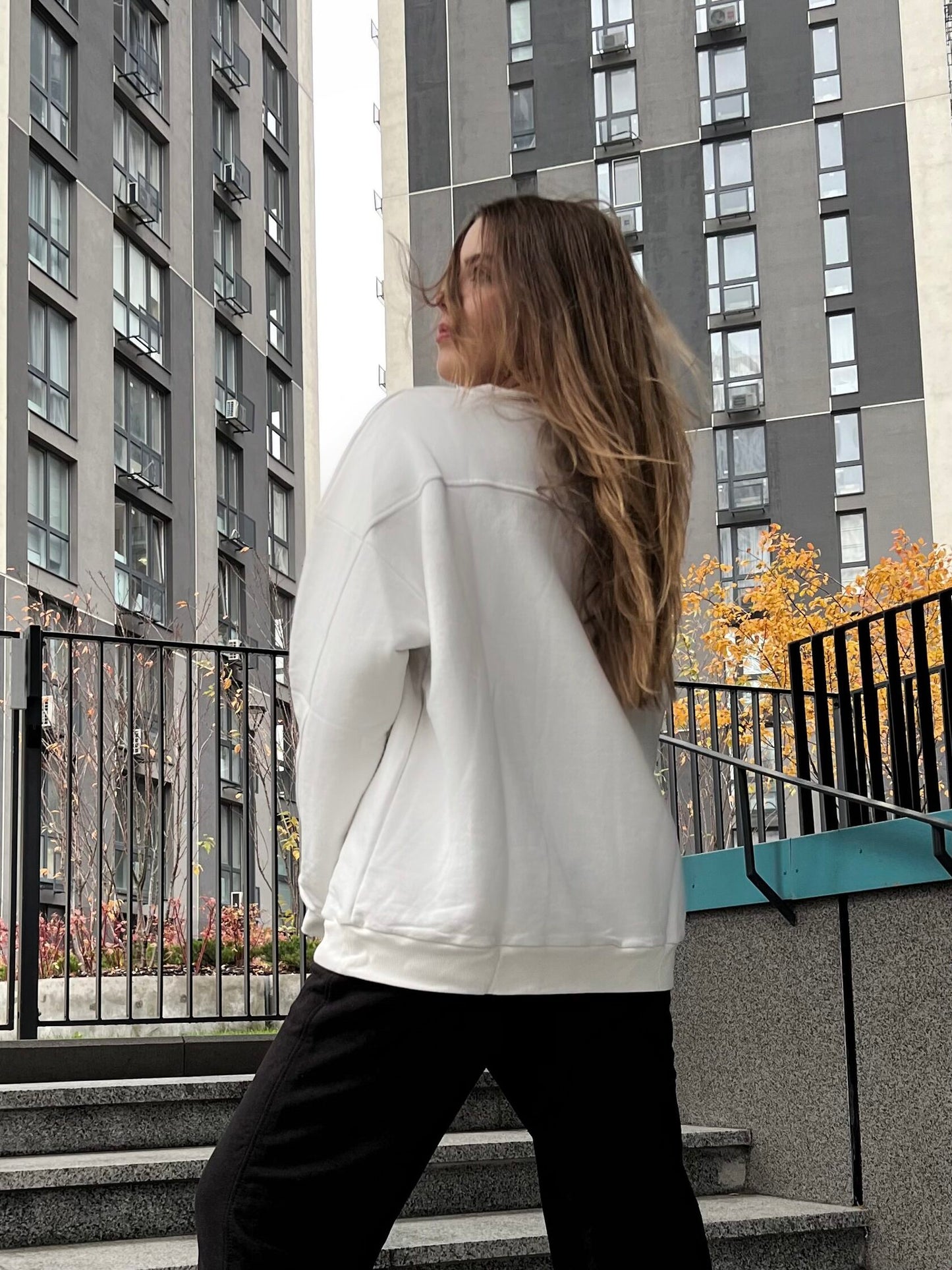 Sweatshirt