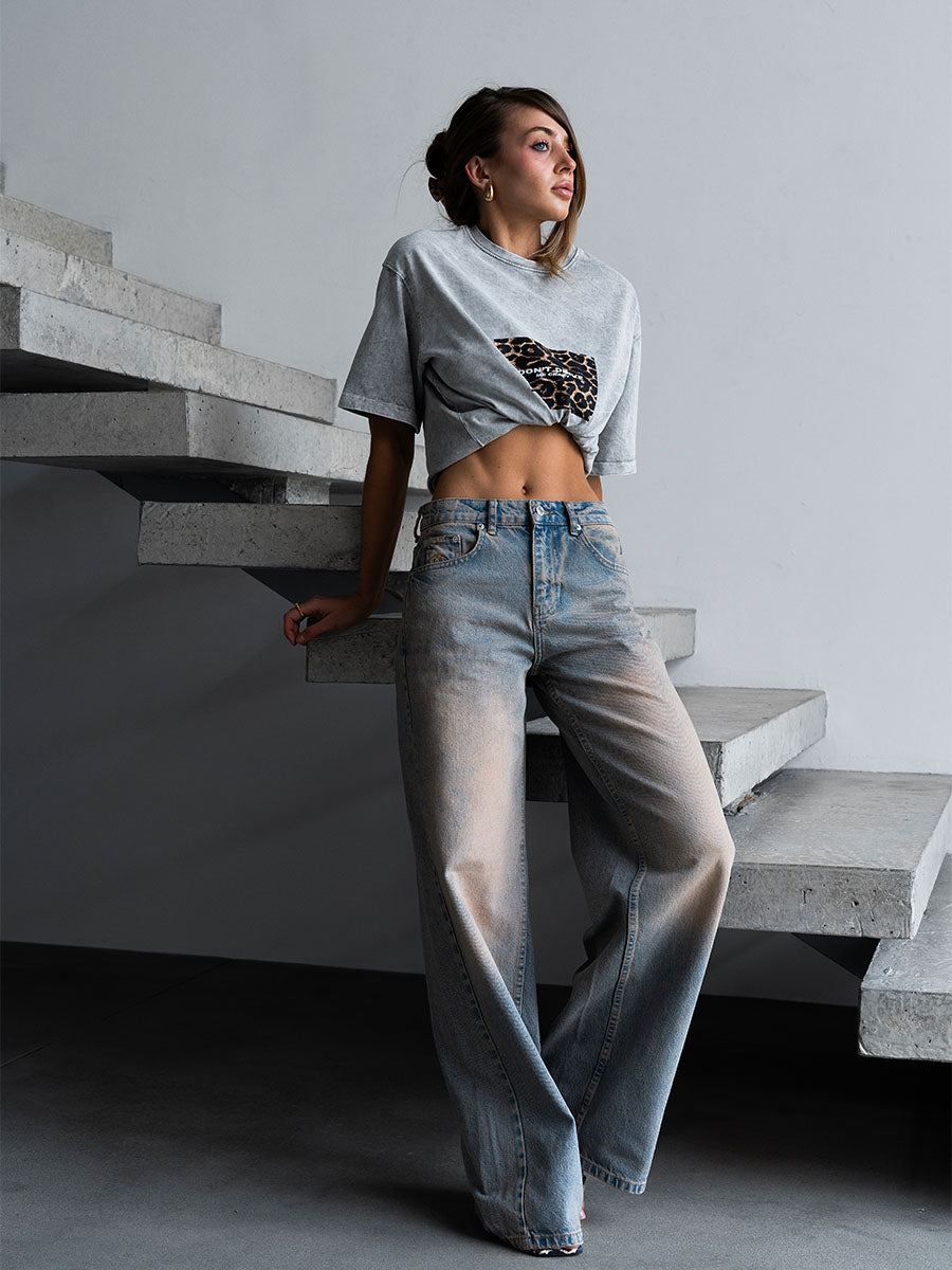 Palazzo jeans of rusty blue color with embroidery