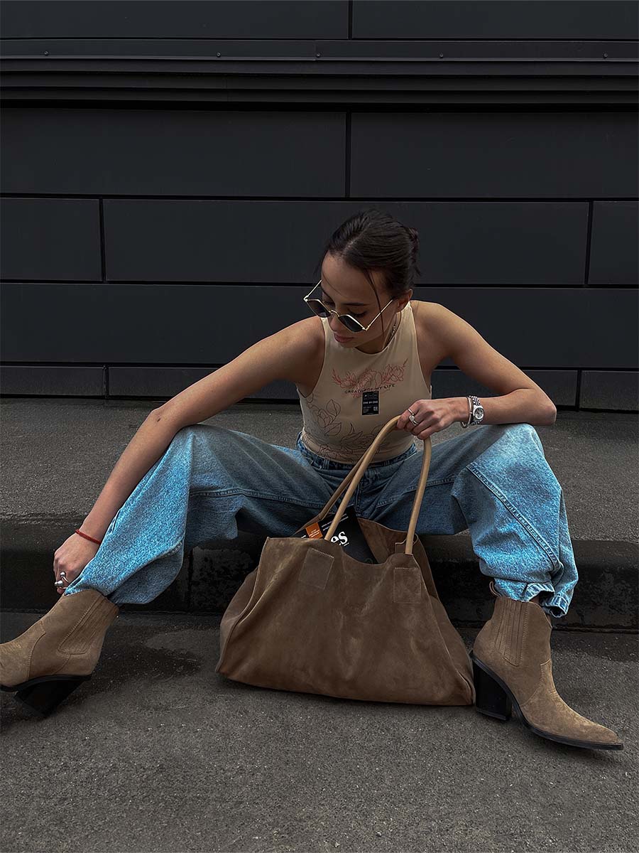 Brown suede shopping bag with leather handles