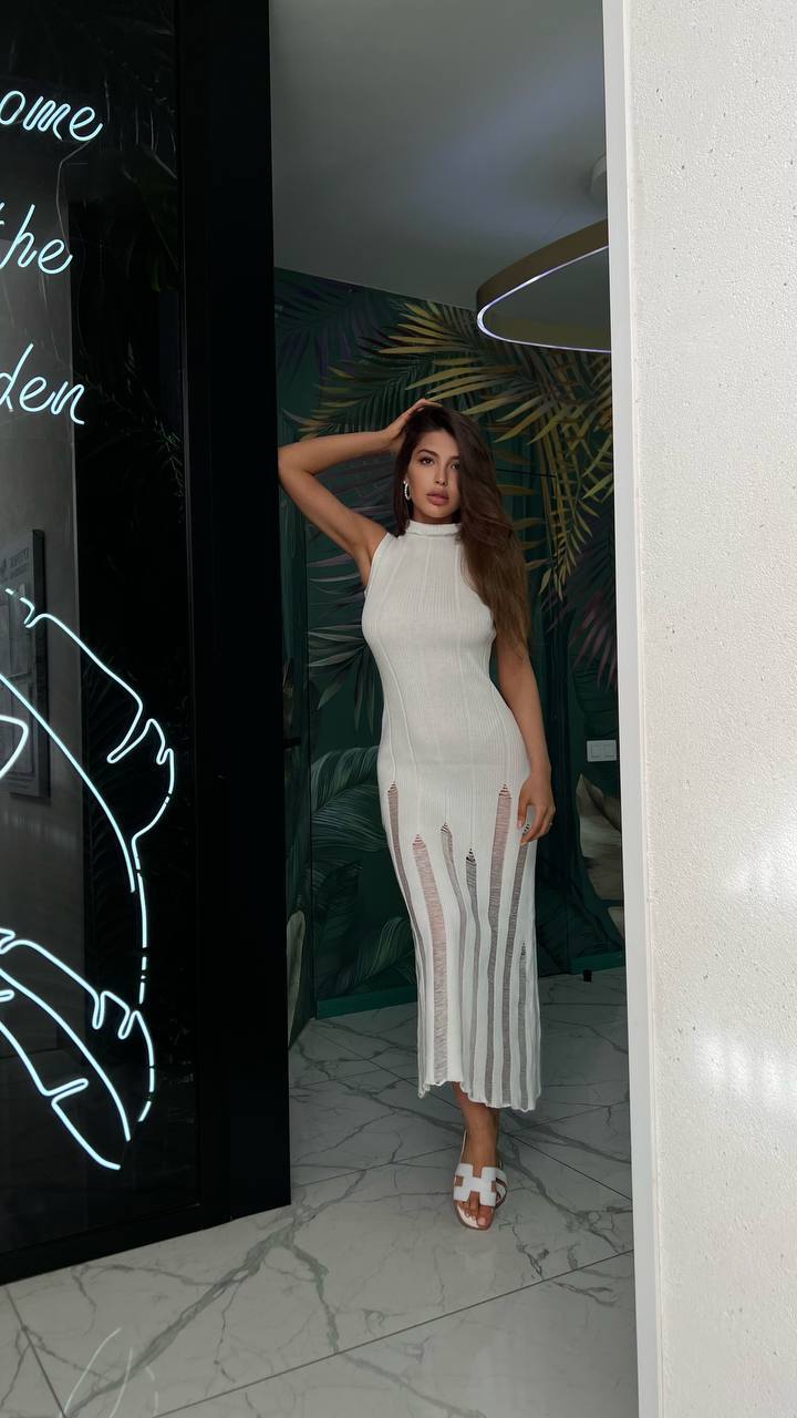 Knitted dress