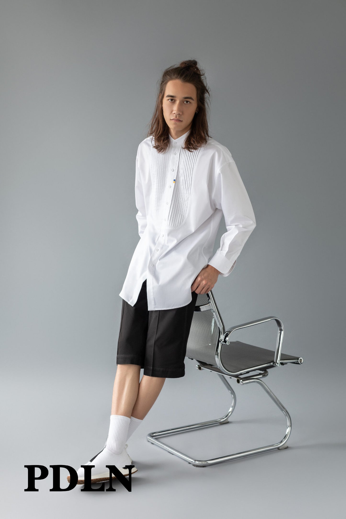 Unisex oversized cotton shirt