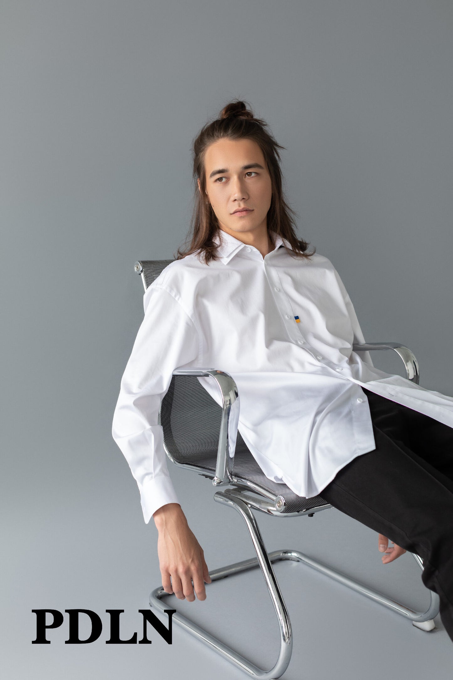 Unisex oversized cotton shirt