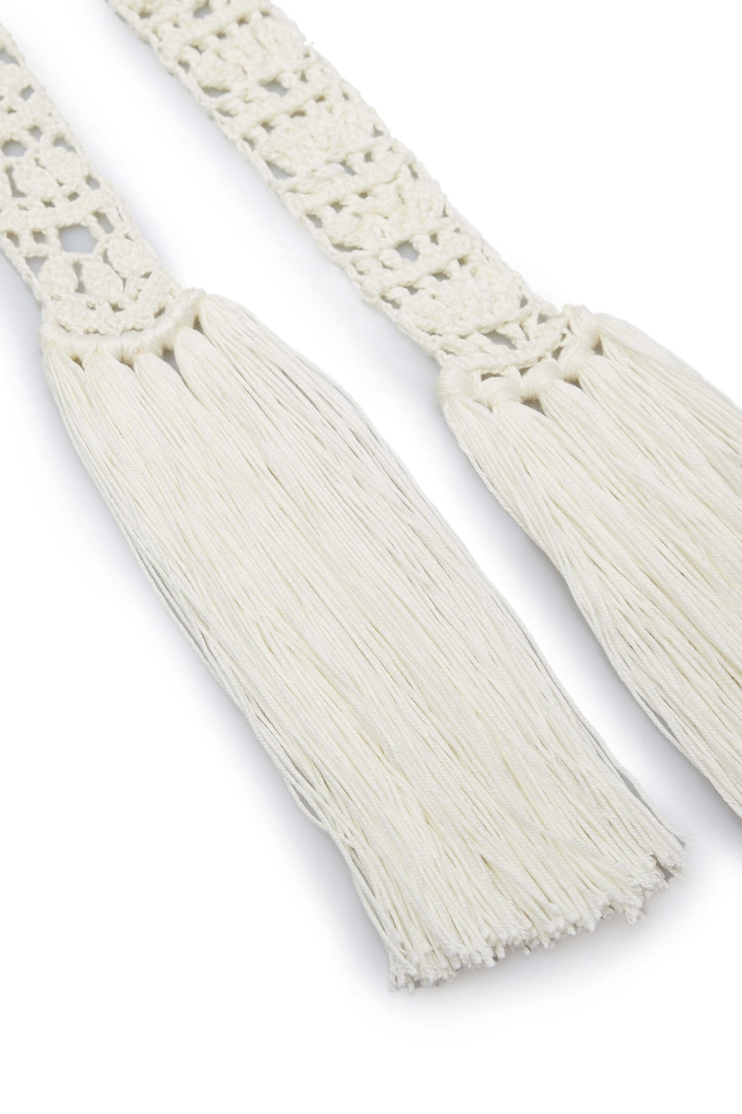 Belt in Macrame Technique