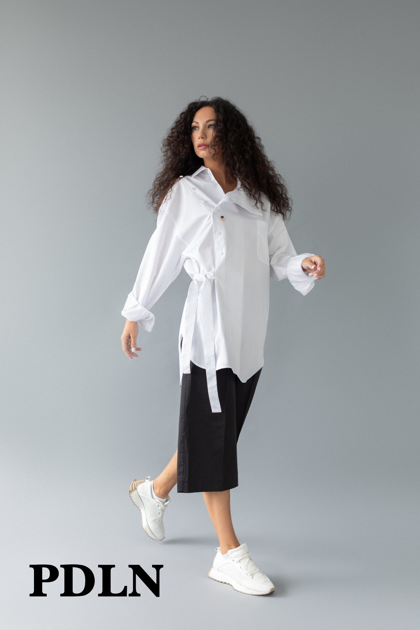Unisex oversized cotton shirt
