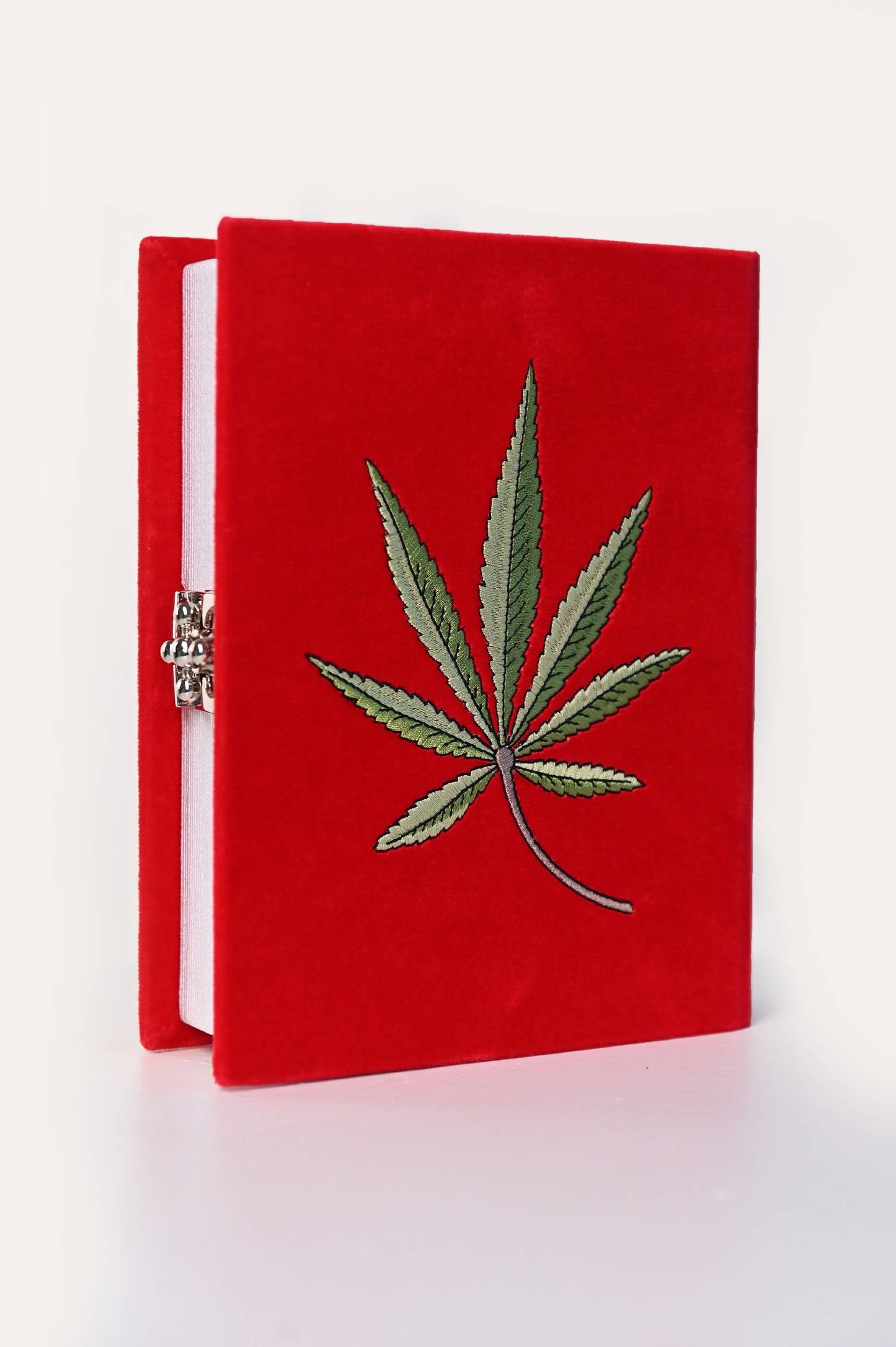 Embroidered clutch Hallucinogenic plant