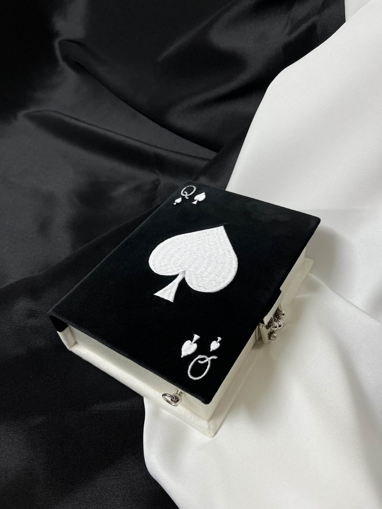 Embroidered clutch Queen of spades