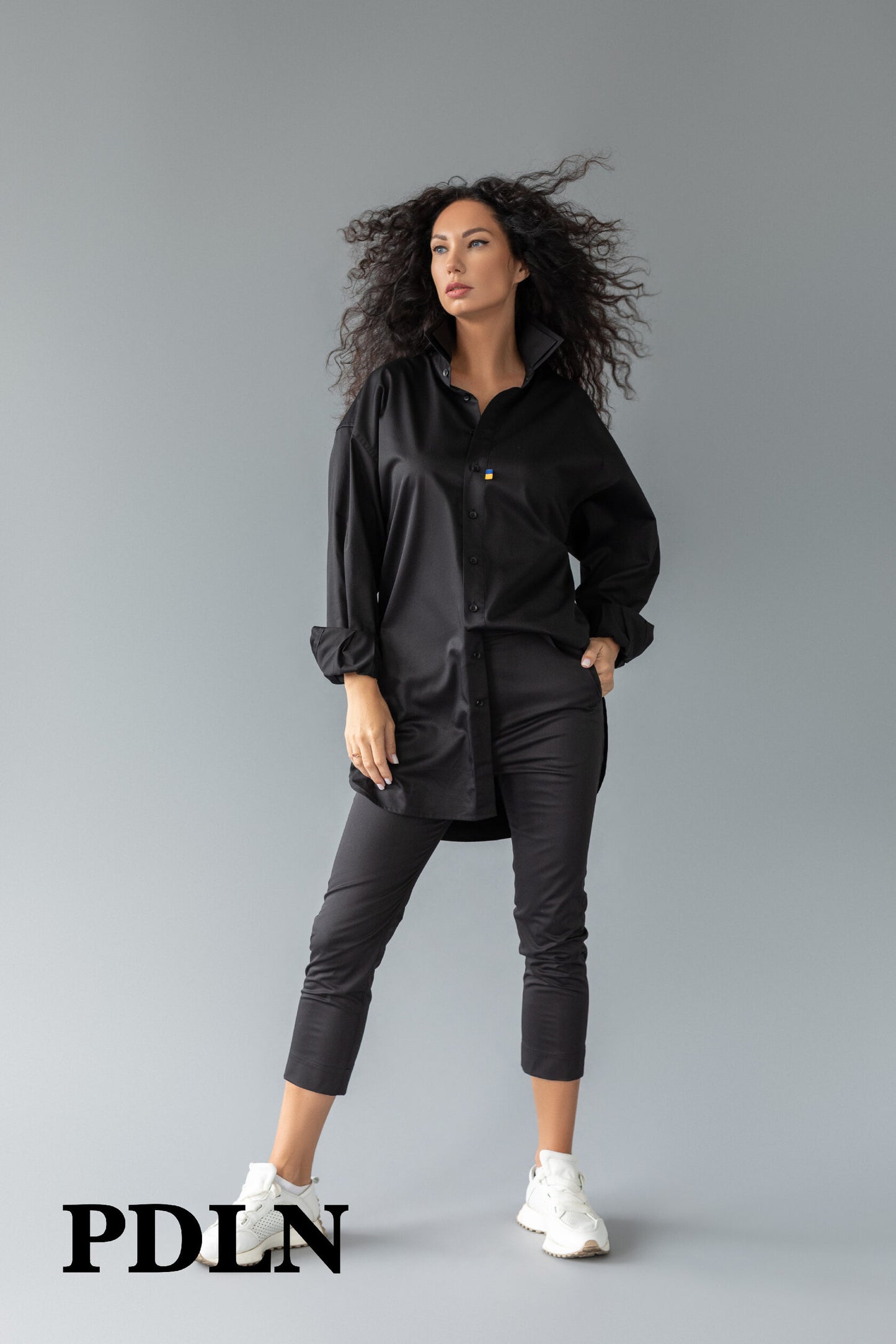 Unisex oversized cotton shirt