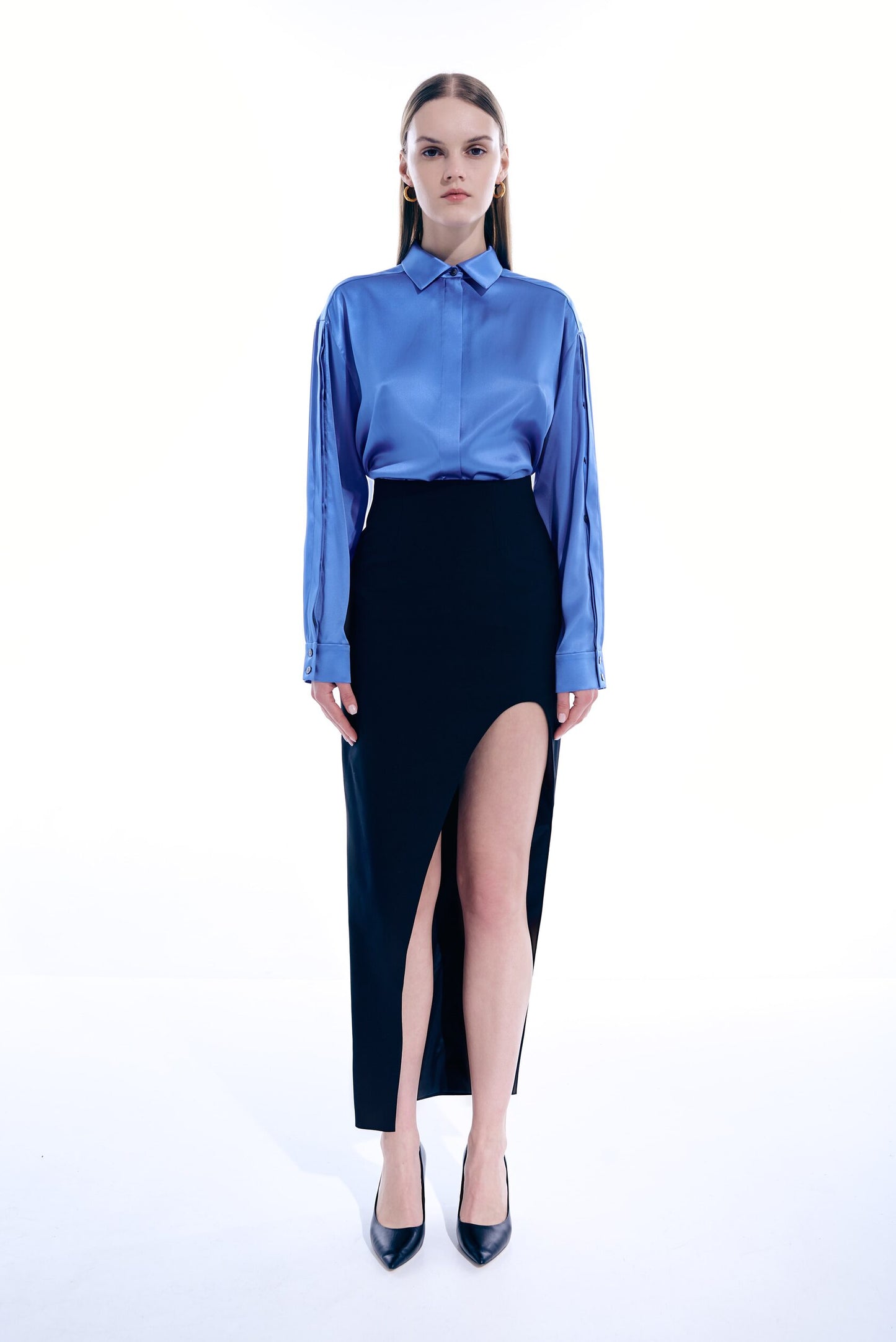 Slit sleeve blouse