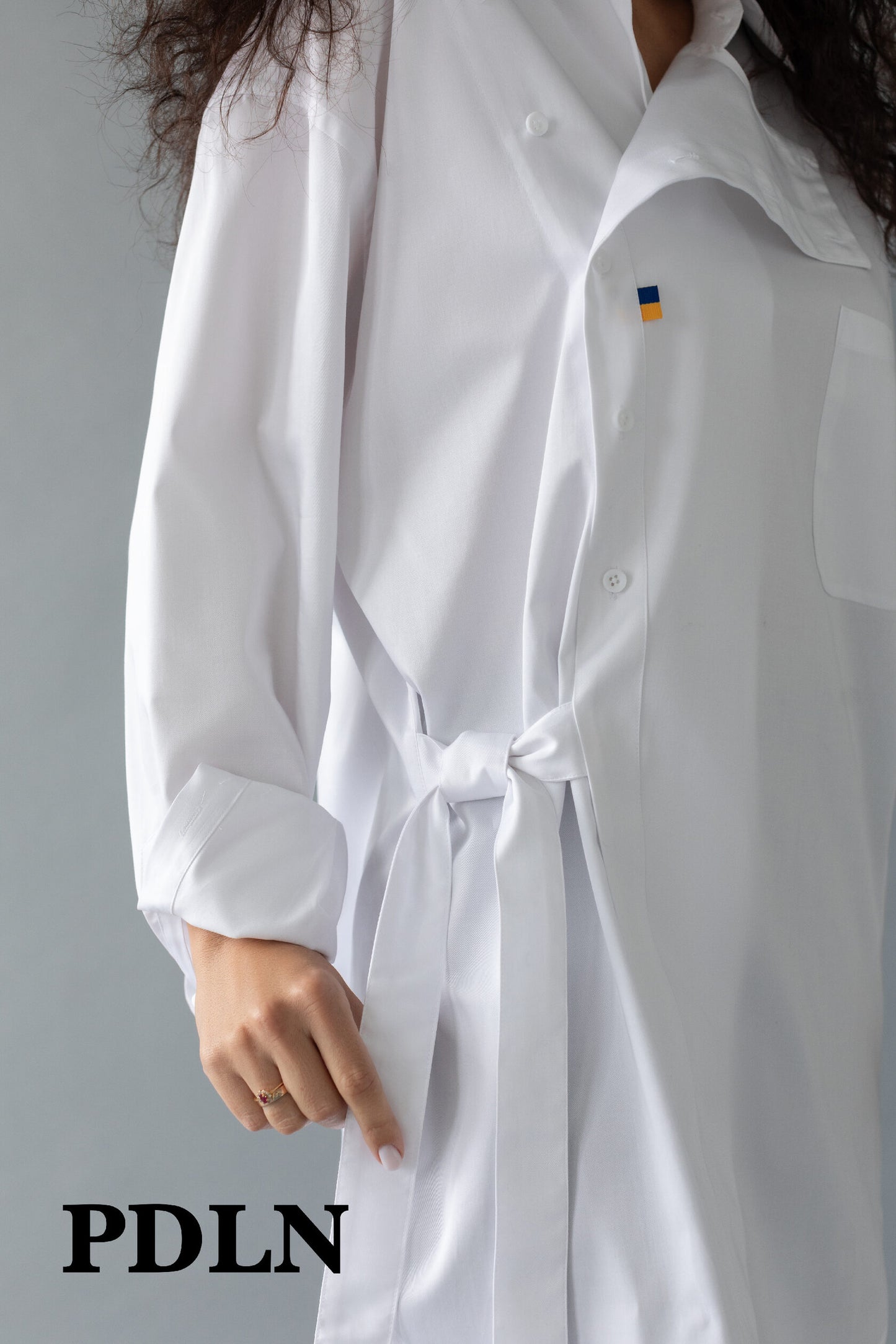 Unisex oversized cotton shirt