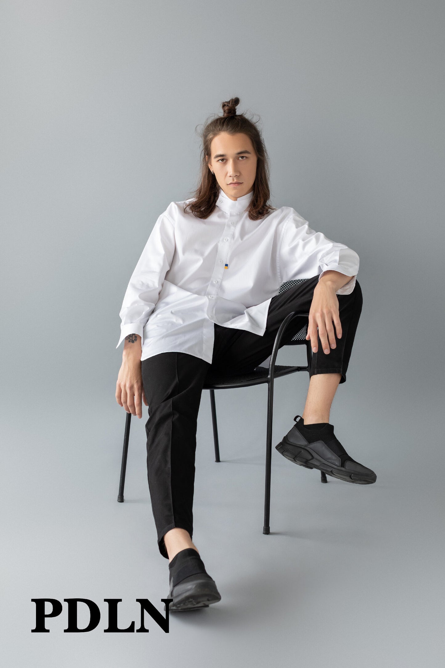 Unisex oversized cotton shirt