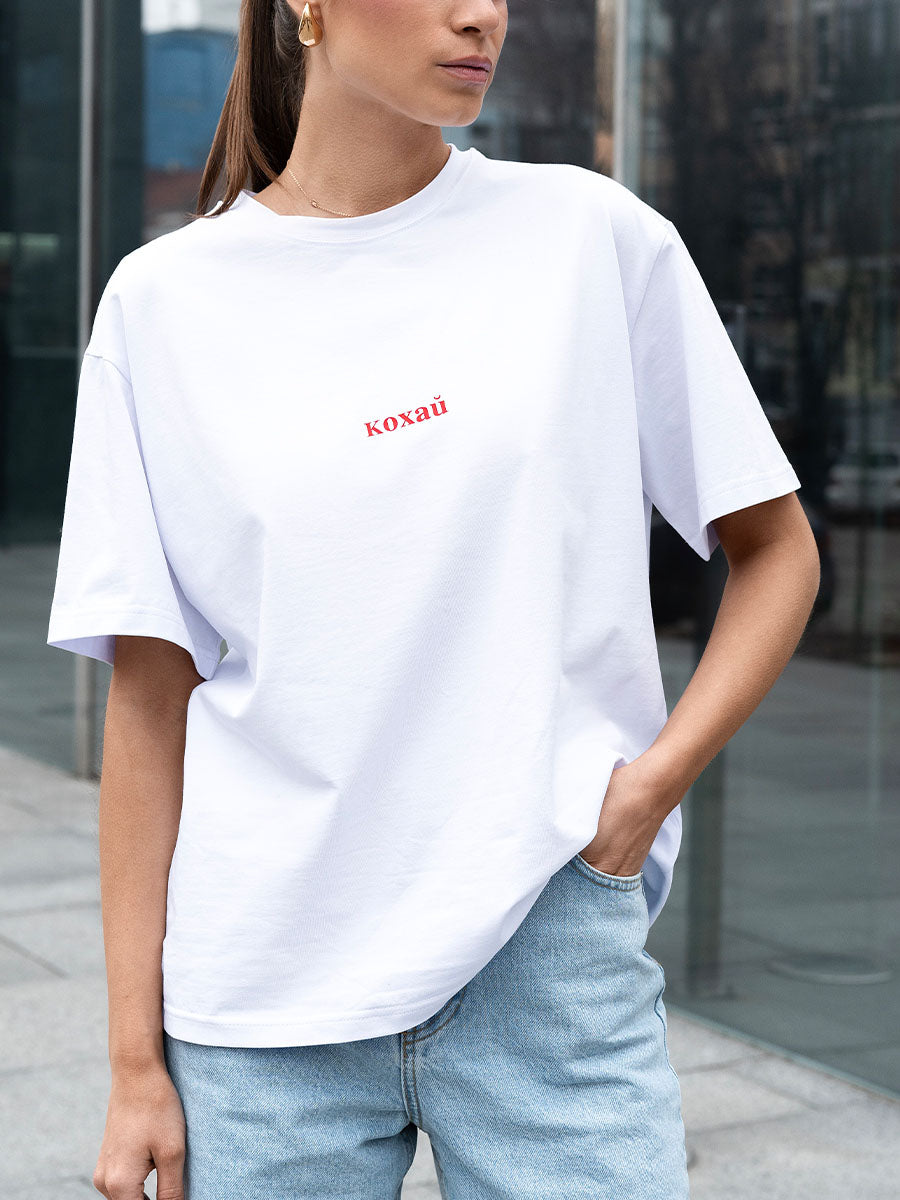 White oversize t-shirt with Kohai print